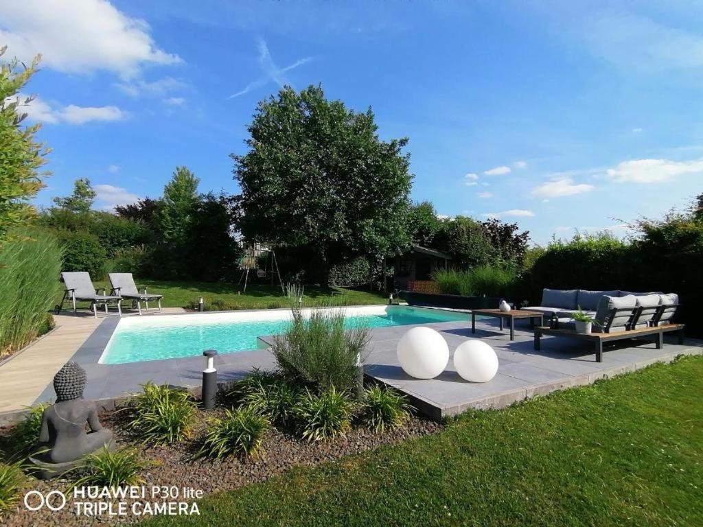 Le Clos Du Montys Louveigné Exterior foto